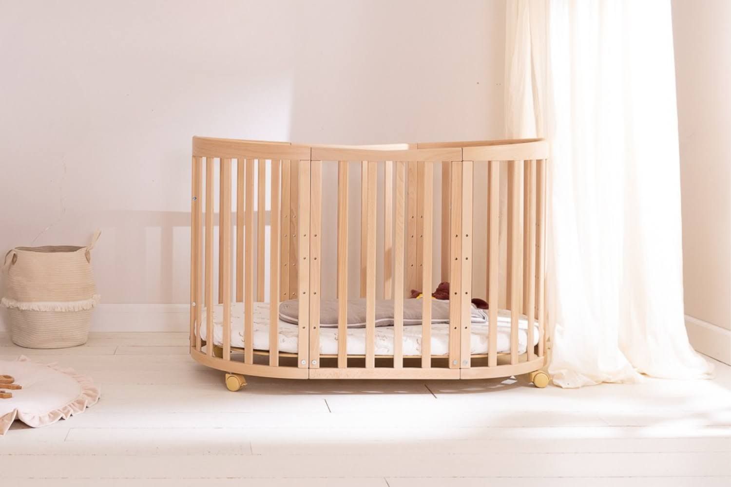 My Cabin Bed, 7-in-1 Oval Convertible Crib with Mattress